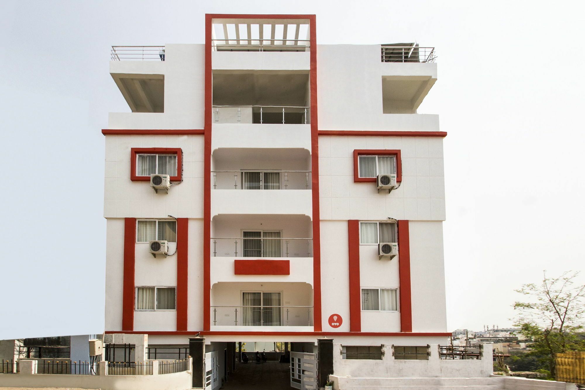 Отель Oyo Flagship 463 Banjara Hills Хайдарабад Экстерьер фото